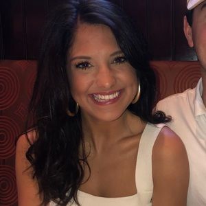 Meet your Posher, Sarah beth